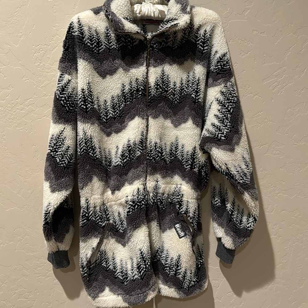 Vintage Willow Ridge printed fleece jacket. Adult size M. In great condition